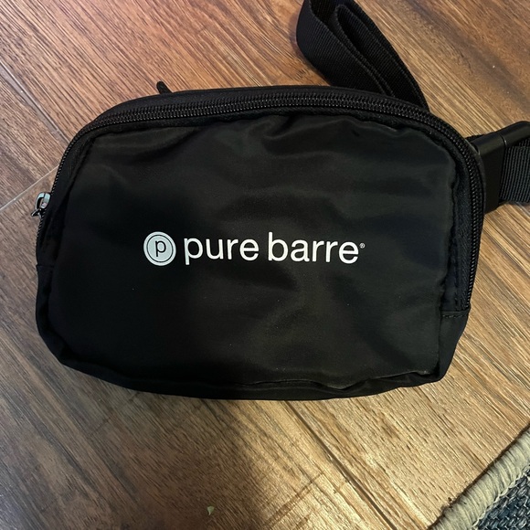 Pure Barre Black Belt Bag - Picture 1 of 2
